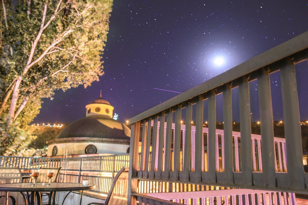 New Palace Shardeni Tbilisi Exterior photo